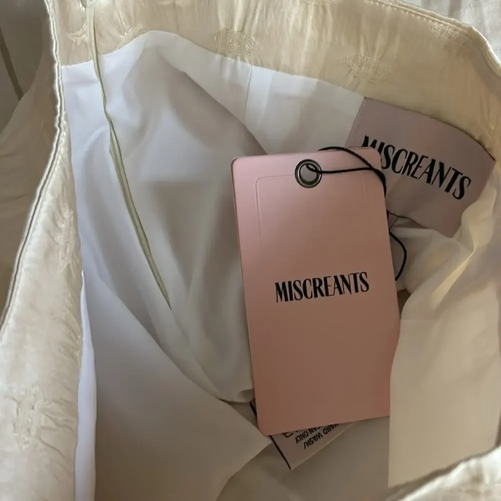 $315 Revolve Miscreants Hayle Mini Skirt in Ivory NEW Size 8